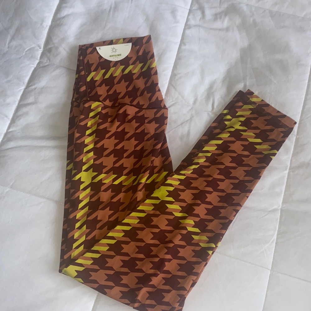 COLORFUL SPRING VIBES NWT Aerie Offline Xtra 7/8 legging printed size M